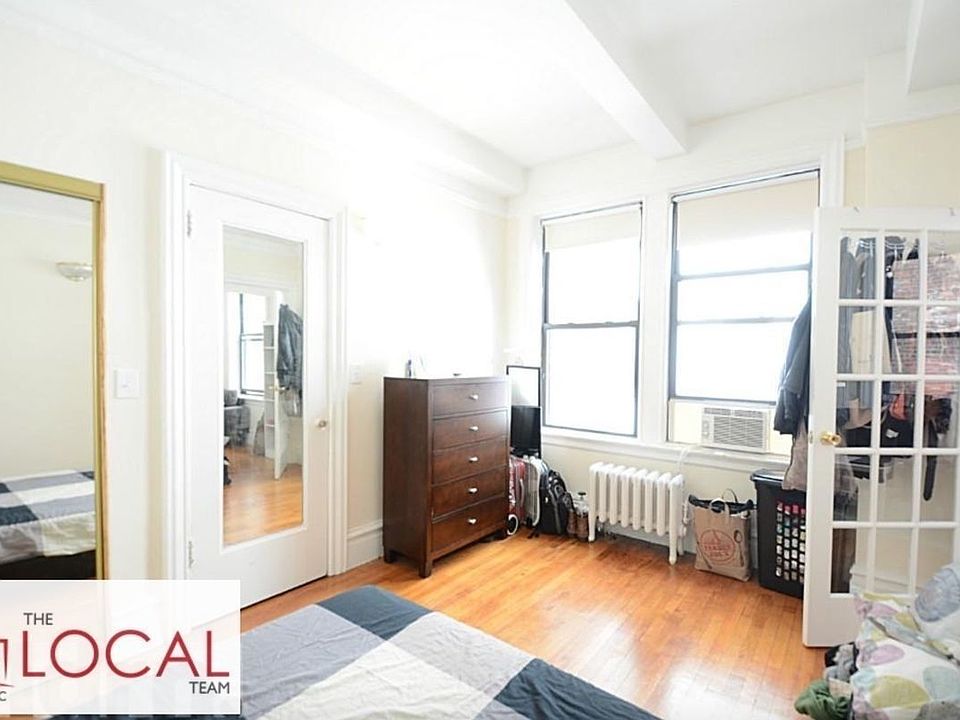 2nd image of 287 Amsterdam Ave #515