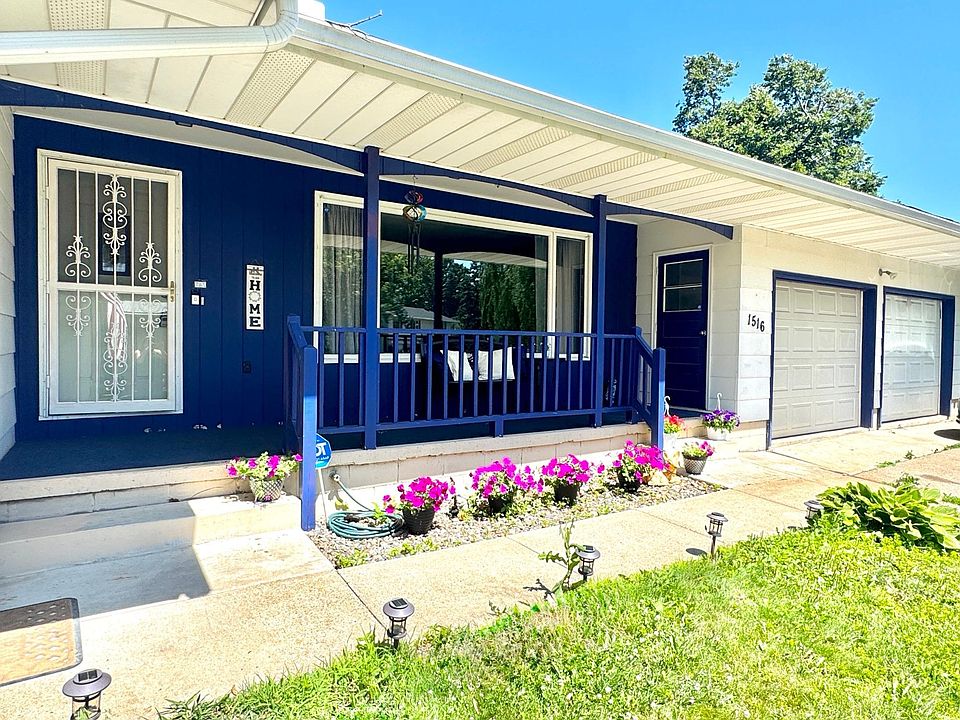 1st image of 1516 Wellington Cres