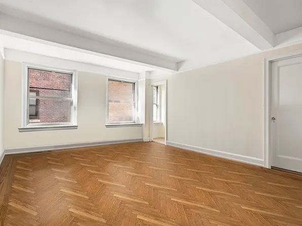 336 West End Avenue image 2 of 12