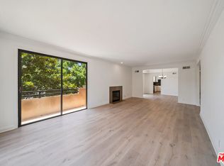 8865 Alden Dr, Los Angeles, CA 90048