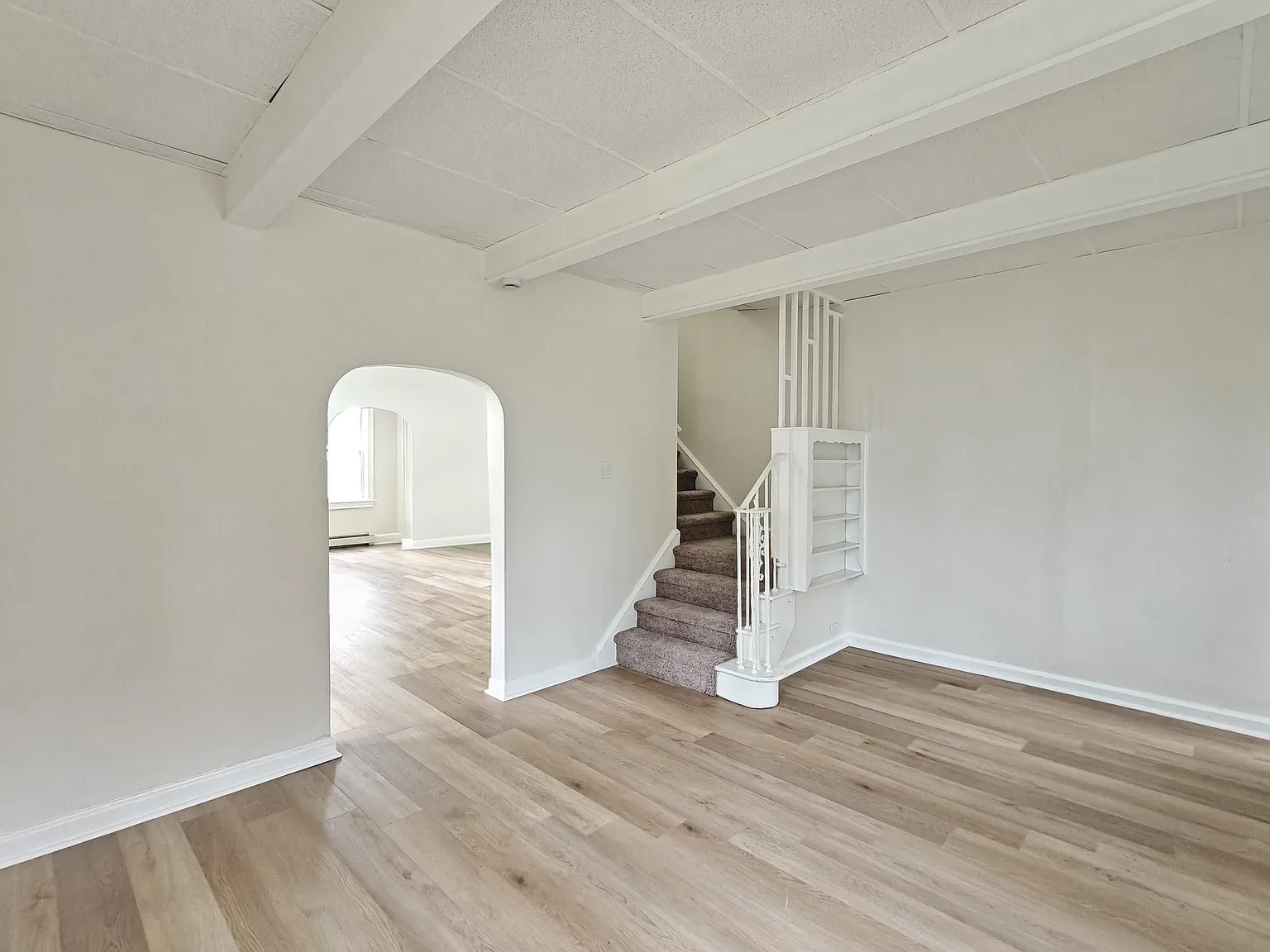 Gorgeous Home Available for Rent! — Photo 4