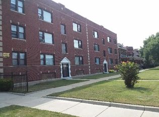 109 E 68th St APT 2A, Chicago, IL 60637