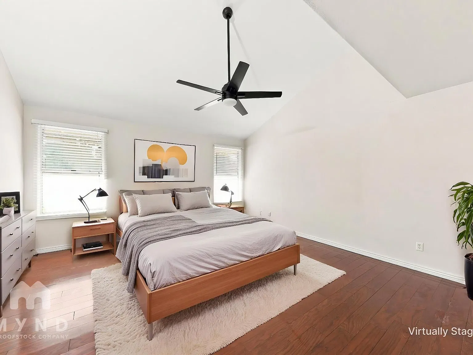 4 bed, 2.5 bath, 2963 sqft, $4,595 — Photo 4