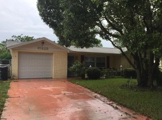 10825 Leeds Rd, Port Richey, FL 34668