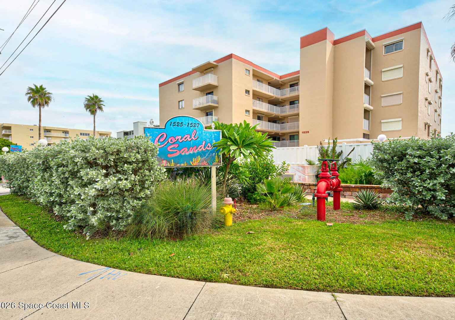 3 bed, 2.0 bath, 1822 sqft, $3,500 — Photo 1