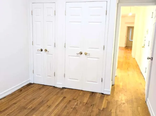 443 West 50th Street image 4 of 15