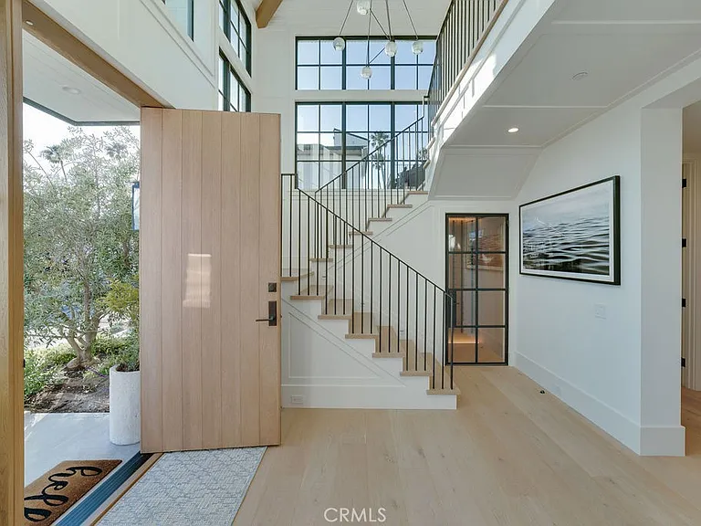 2820 Bayview — Photo 5