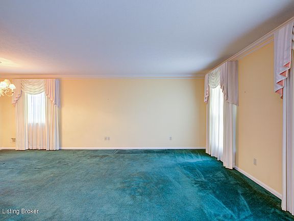 4th image of 4314 Woodgate Ln