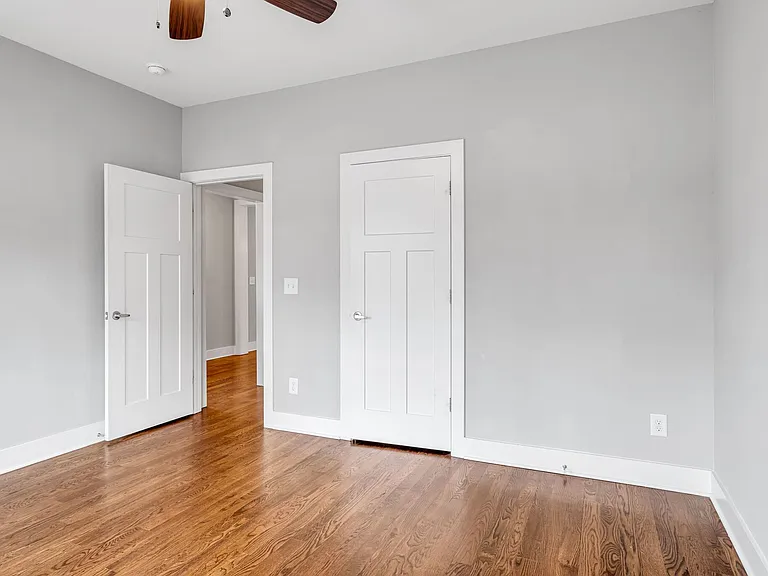 509A Moore Ave — Photo 8