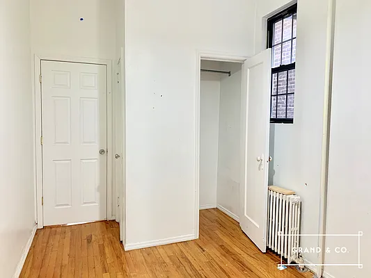 Rented by Grand & Co. | media 9