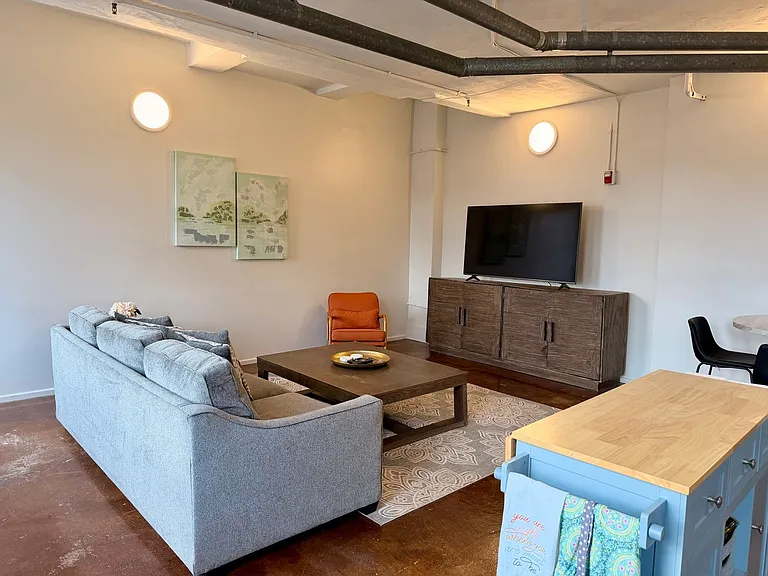 116 S Gay St — Photo 35