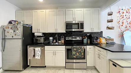 Rented by Strivers Management Group Corp (Brokerage)