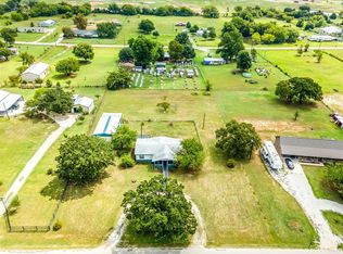 243 Partridge Dr, Springtown, TX 76082