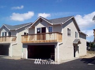 8305 233rd Str SW, Edmonds, WA 98026