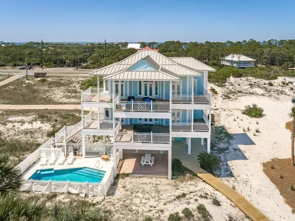 1456 E Gulf Beach Dr, Eastpoint, FL 32328