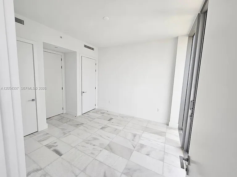 700 NE 26th #1104 — Photo 20