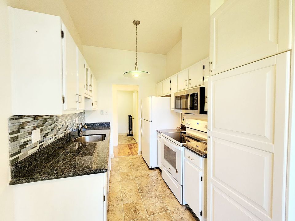 1st image of 1151 Compass Ln APT 209