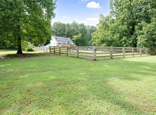 152 Timms Loop SE, Calhoun, GA 30701