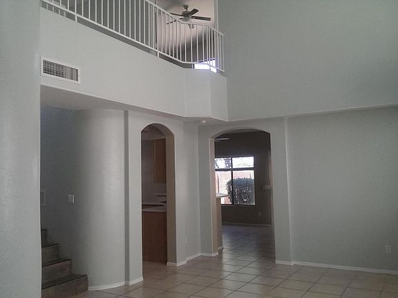 5th image of 1706 N 105th Dr