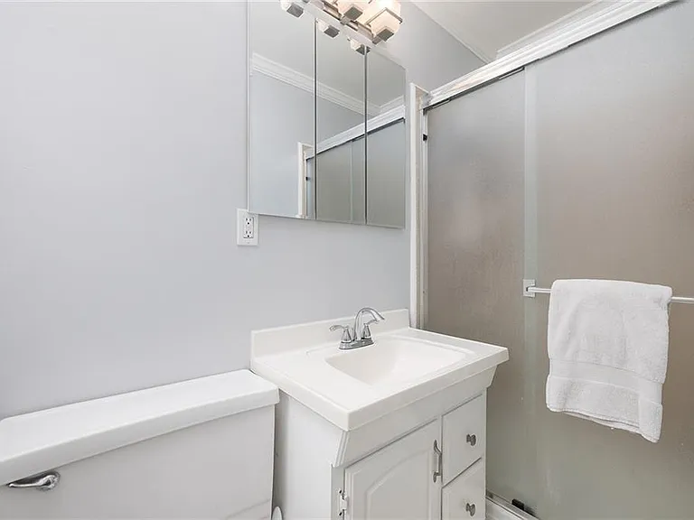 2741 Benson Dr — Photo 5