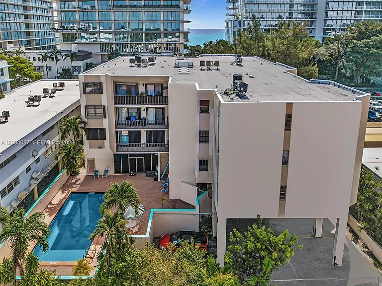 9124 Collins Ave #304 — Photo 30