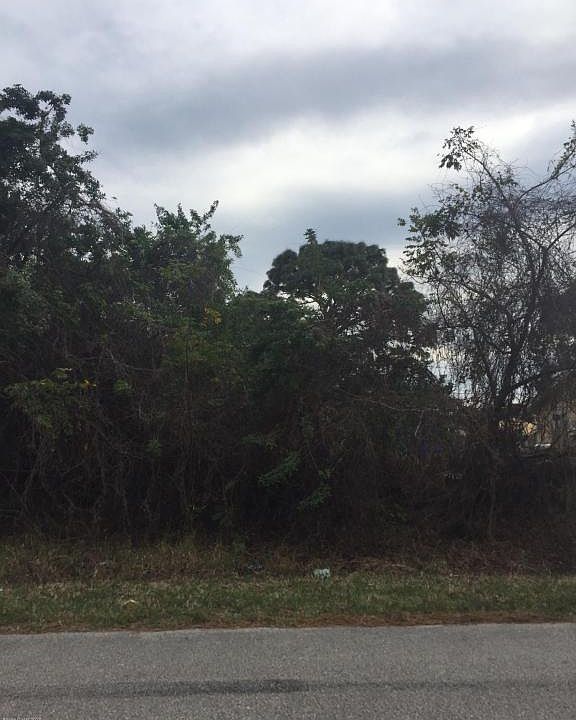 1st image of 927 Algardi St SE