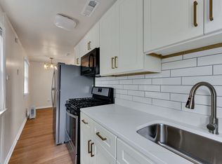 909 E 26th St #2, Norfolk, VA 23504