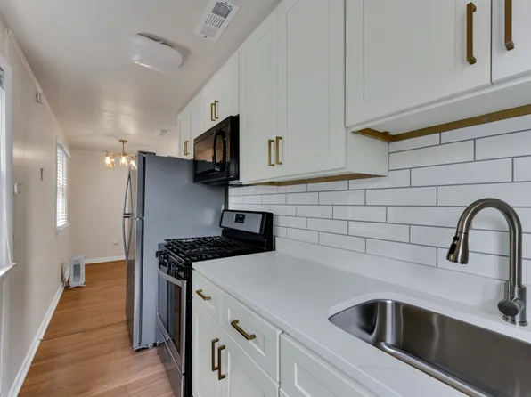 909 E 26th St #2, Norfolk, VA 23504