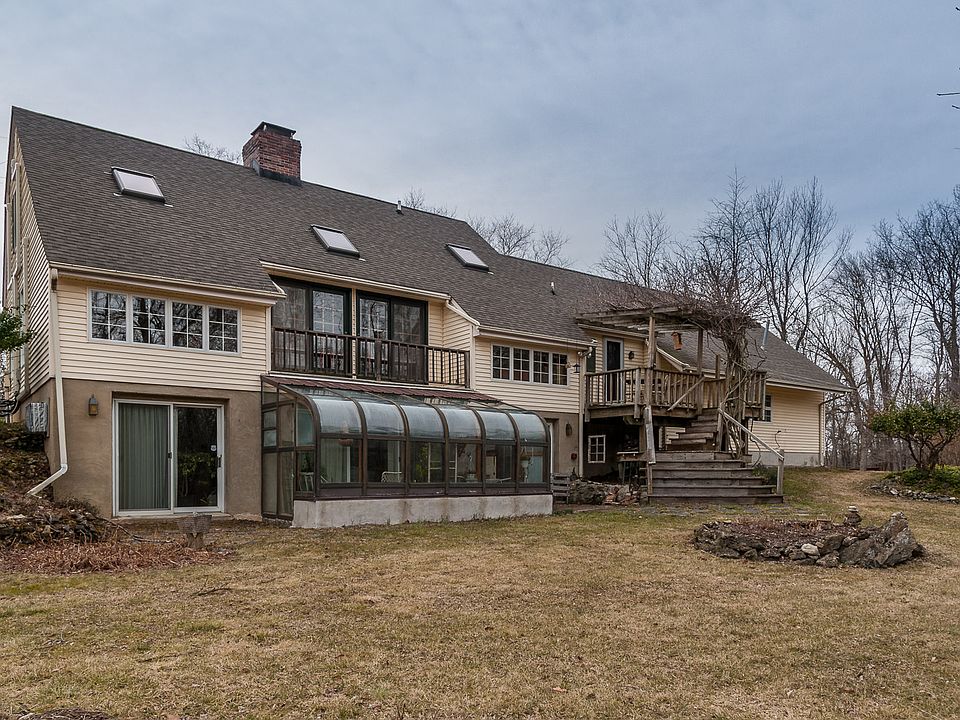 2nd image of 169 Municipal Dr