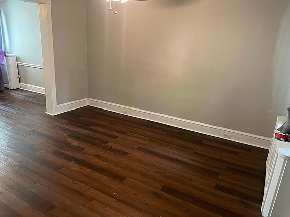 4th image of 7253 Clinton Rd