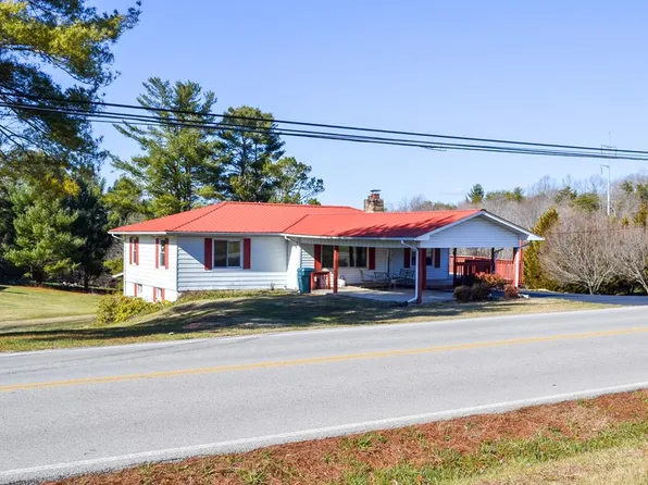 1313 E 1st St, Crossville, TN 38555