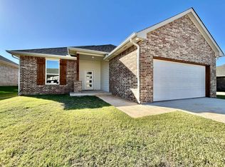 16305 Villa Valeria Way, Edmond, OK 73013