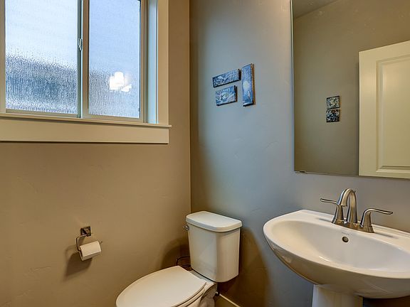 5th image of 20860 SE Humber Ln