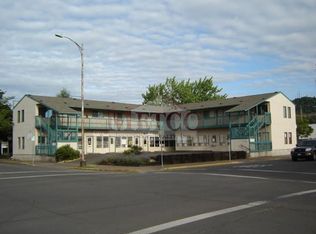 807 A St APT 07, Springfield, OR 97477