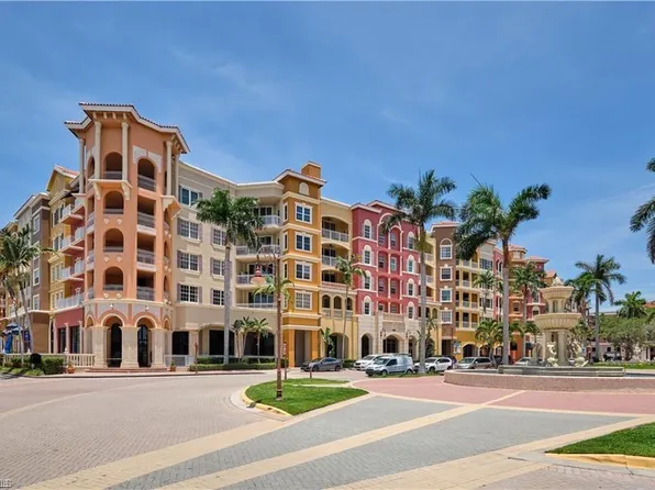 450 Bayfront Pl, Naples, FL