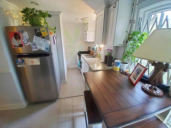 3rd image of 351 E 116th St #4