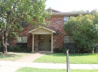 3909 Bunting Ave, Fort Worth, TX 76107