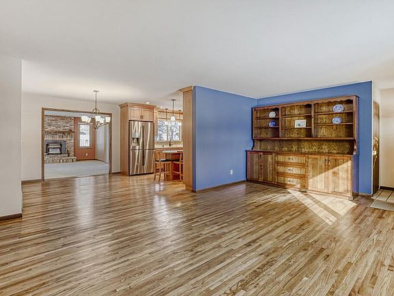 3rd image of 1741 Sartell Ave