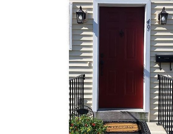 3rd image of 49 Glenwood Ave