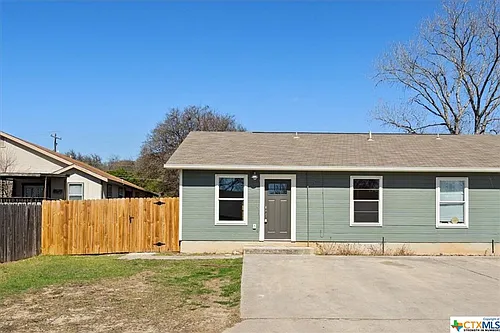 1202 Hillyer St Photo 1