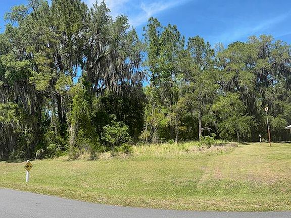 5th image of 3303 N Canterbury Lake Drive