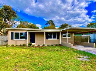 117 Country Club Cir, Sanford, FL 32771