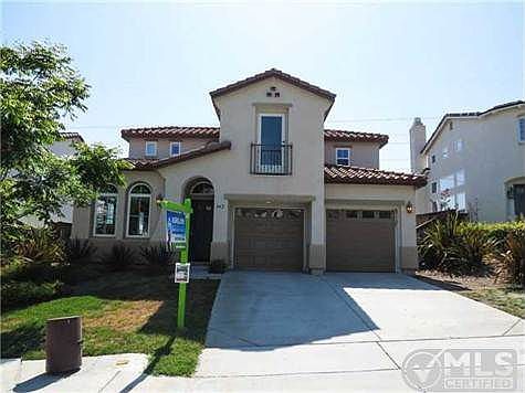 1st image of 442 Avenida Gabriel