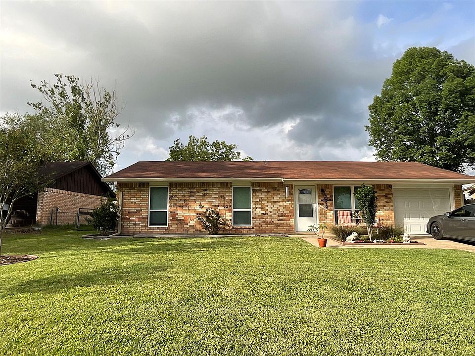 1st image of 105 Kimberly Ln