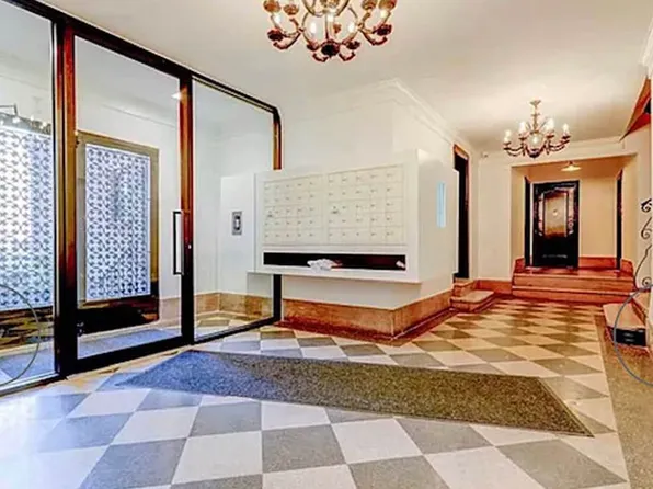 82-16 34th Avenue image 2 of 13