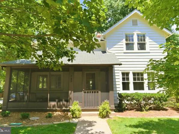 745 26th St S, Arlington, VA 22202