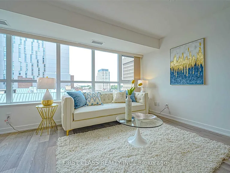181 Huron St #805 — Photo 4