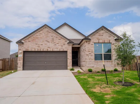 304 Summit Dr, Lockhart, TX 78644