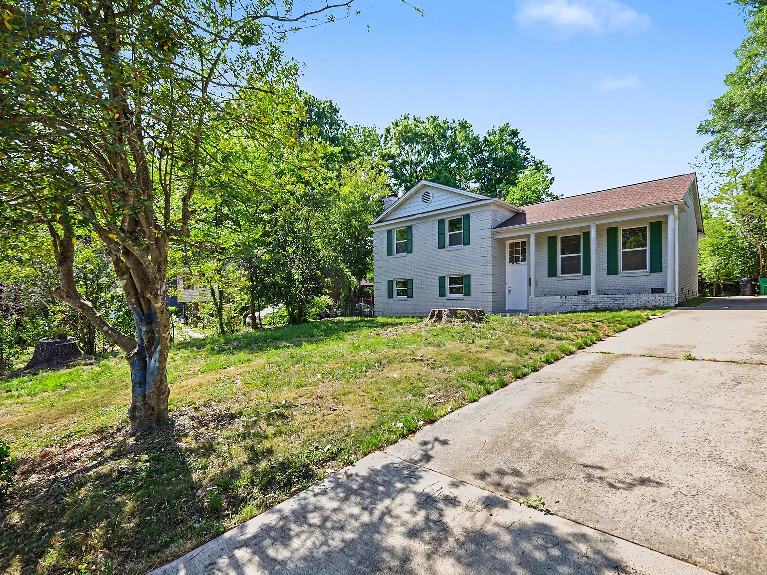 4 bed, 1848 sqft, $2,350 — Photo 3