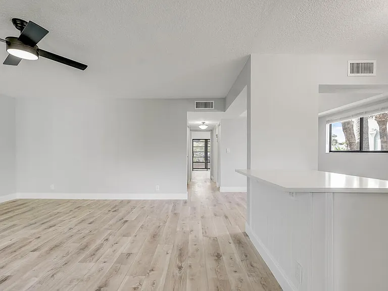 15072 Ashland Pl #132 — Photo 8